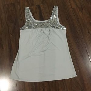 Silver and gray sequin top!